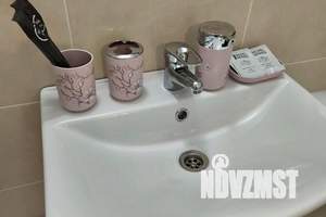 2-к квартира, посуточно, 45м2, 1/25 этаж