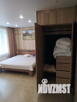 Студия квартира, посуточно, 30м2, 10/18 этаж