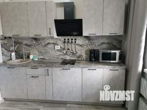 1-к квартира, посуточно, 42м2, 13/16 этаж