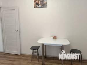 1-к квартира, посуточно, 38м2, 6/17 этаж