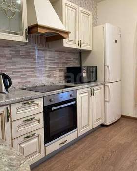 1-к квартира, на длительный срок, 40м2, 18/25 этаж