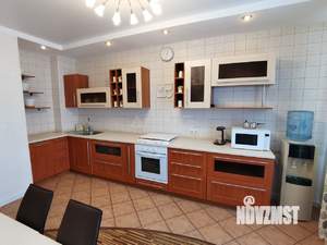 3-к квартира, на длительный срок, 140м2, 9/10 этаж
