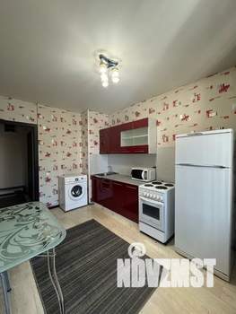 1-к квартира, посуточно, 42м2, 2/15 этаж