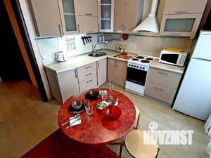 2-к квартира, посуточно, 60м2, 10/17 этаж