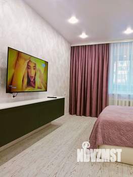 1-к квартира, посуточно, 47м2, 2/10 этаж