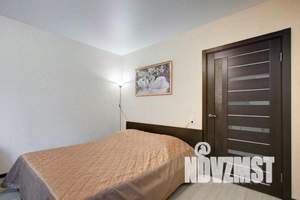 1-к квартира, посуточно, 45м2, 11/16 этаж