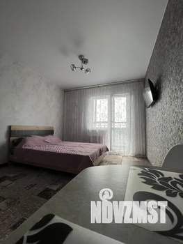 Студия квартира, посуточно, 30м2, 9/17 этаж