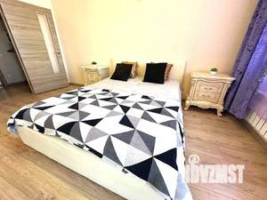 Студия квартира, посуточно, 32м2, 16/16 этаж