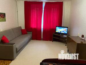 1-к квартира, посуточно, 35м2, 4/9 этаж