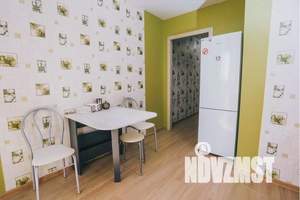 1-к квартира, посуточно, 43м2, 10/16 этаж