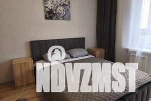2-к квартира, посуточно, 44м2, 20/25 этаж