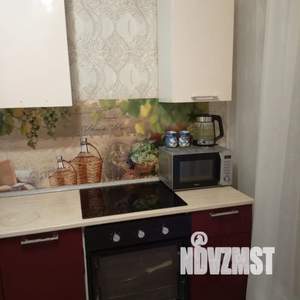 1-к квартира, посуточно, 40м2, 5/17 этаж