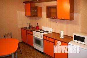 1-к квартира, посуточно, 43м2, 1/10 этаж