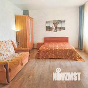 1-к квартира, посуточно, 46м2, 2/17 этаж