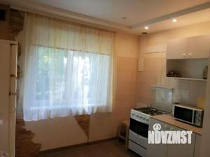 1-к квартира, посуточно, 40м2, 1/9 этаж