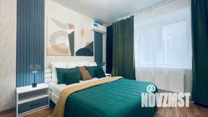 1-к квартира, посуточно, 42м2, 13/16 этаж