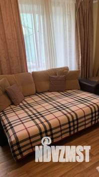 1-к квартира, посуточно, 49м2, 1/1 этаж
