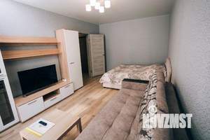 1-к квартира, посуточно, 42м2, 1/1 этаж
