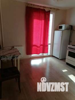 1-к квартира, посуточно, 38м2, 2/17 этаж