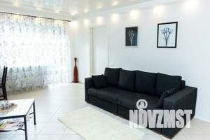 2-к квартира, посуточно, 50м2, 3/5 этаж