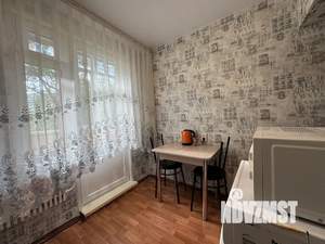 1-к квартира, посуточно, 33м2, 4/9 этаж