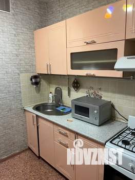 1-к квартира, посуточно, 40м2, 7/10 этаж