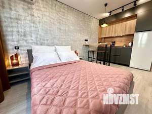 Студия квартира, посуточно, 25м2, 10/20 этаж