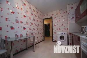 1-к квартира, посуточно, 42м2, 2/15 этаж