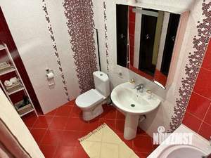 1-к квартира, посуточно, 53м2, 1/1 этаж