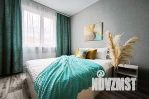 1-к квартира, посуточно, 38м2, 12/17 этаж