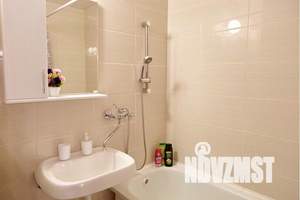 1-к квартира, посуточно, 38м2, 2/25 этаж