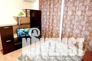 1-к квартира, посуточно, 10м2, 6/10 этаж