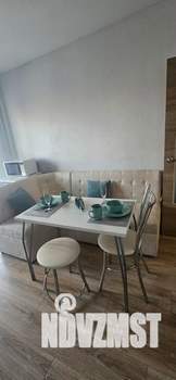 1-к квартира, посуточно, 48м2, 18/25 этаж