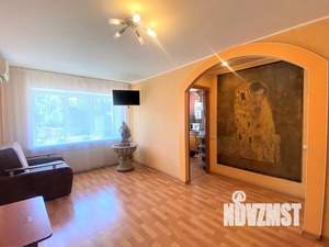 1-к квартира, посуточно, 44м2, 1/1 этаж