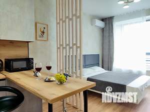 Студия квартира, посуточно, 32м2, 10/21 этаж