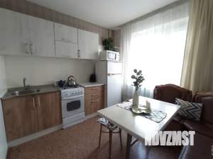 2-к квартира, посуточно, 60м2, 1/10 этаж