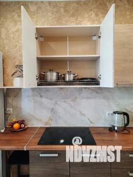 Студия квартира, посуточно, 28м2, 5/10 этаж