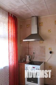 1-к квартира, посуточно, 35м2, 4/16 этаж