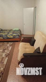 1-к квартира, посуточно, 39м2, 4/10 этаж