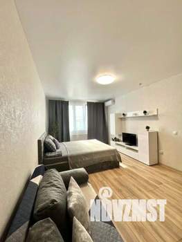 1-к квартира, посуточно, 37м2, 1/1 этаж