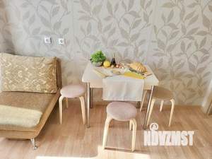 1-к квартира, посуточно, 55м2, 1/1 этаж