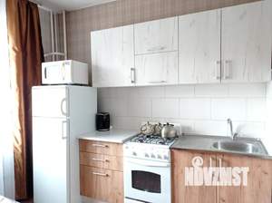 2-к квартира, посуточно, 60м2, 1/10 этаж