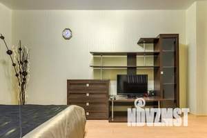 1-к квартира, посуточно, 42м2, 8/19 этаж