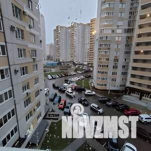 1-к квартира, посуточно, 44м2, 6/25 этаж