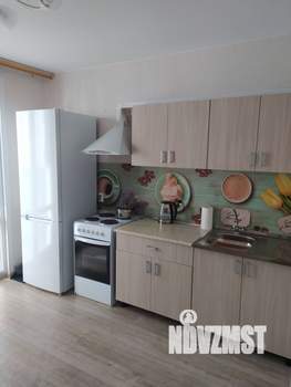 1-к квартира, посуточно, 38м2, 13/17 этаж