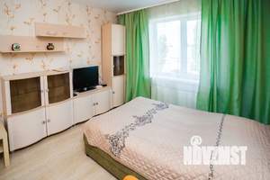 1-к квартира, посуточно, 40м2, 4/15 этаж