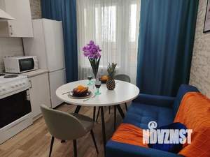1-к квартира, посуточно, 42м2, 9/25 этаж
