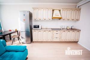 Студия квартира, посуточно, 45м2, 19/20 этаж