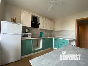 1-к квартира, посуточно, 45м2, 3/6 этаж