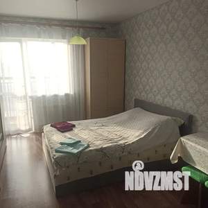 Студия квартира, посуточно, 30м2, 5/17 этаж